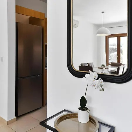 Beautiful Ground Floor Bc02 - Lelantos, Theseus Village